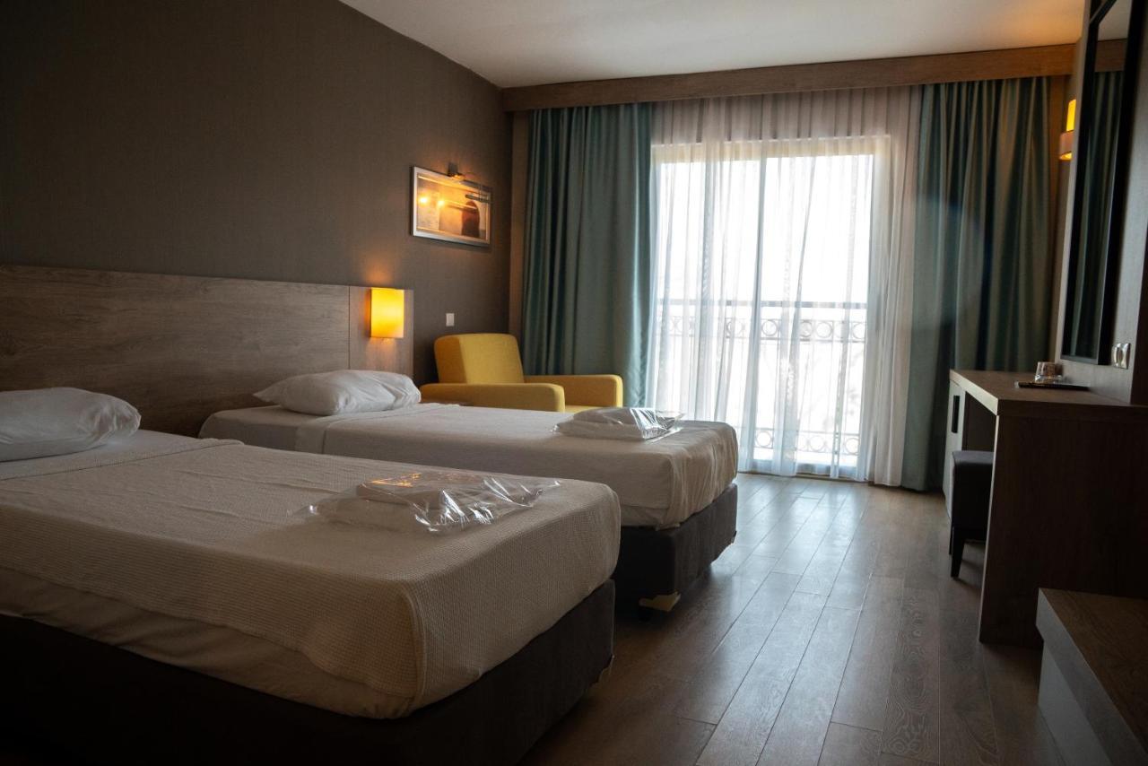Lucida Beach Hotel Camyuva Ngoại thất bức ảnh