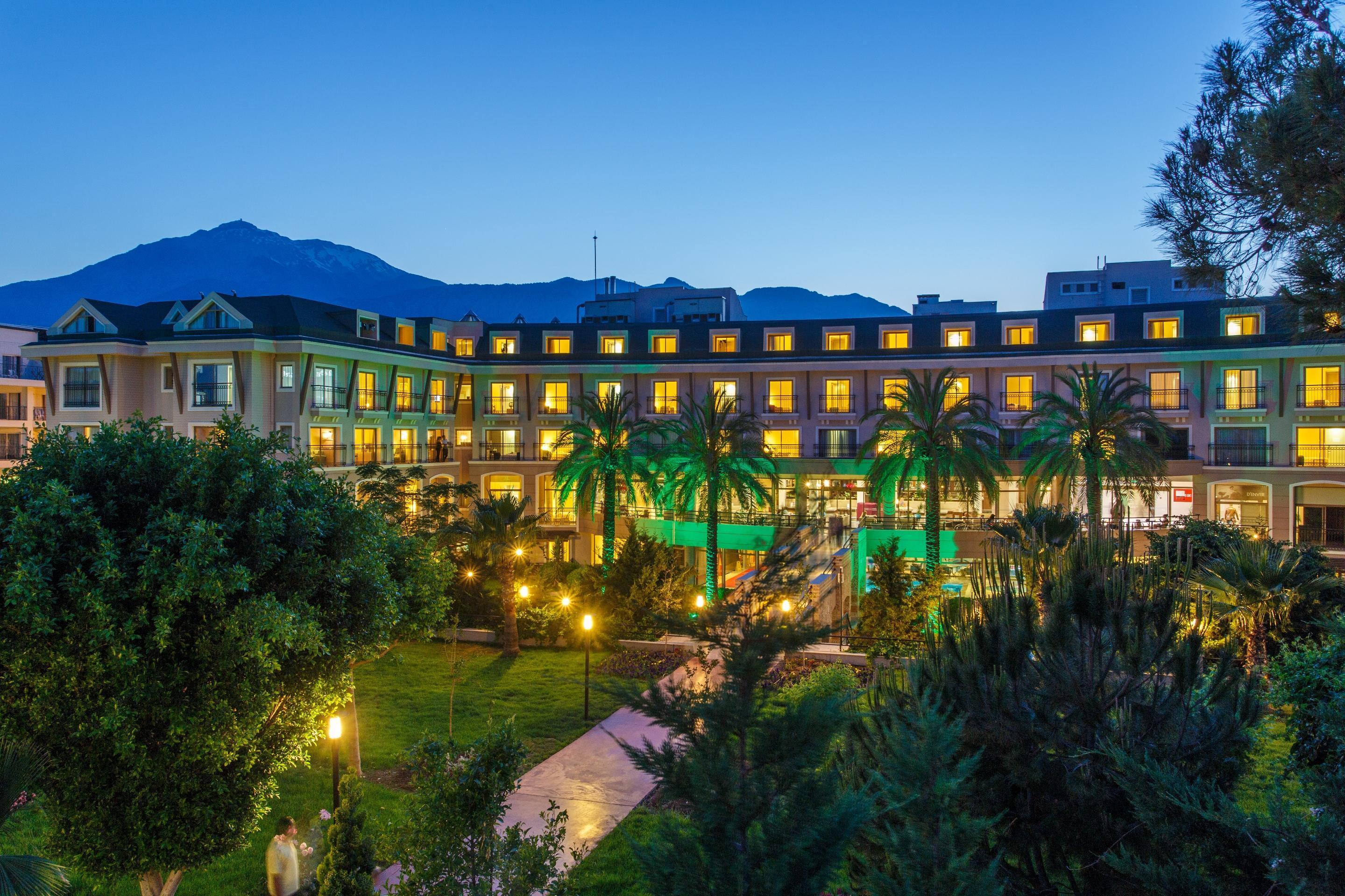Lucida Beach Hotel Camyuva Ngoại thất bức ảnh