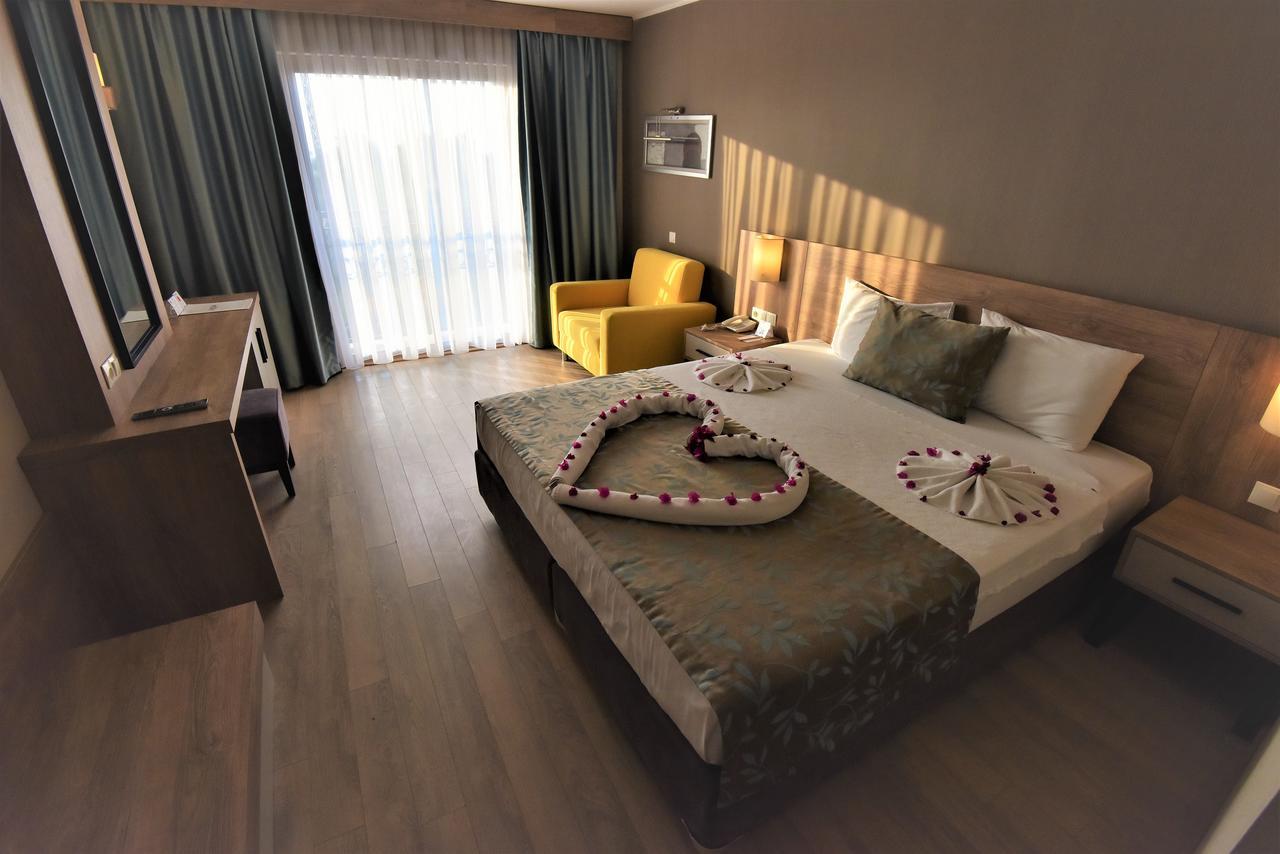 Lucida Beach Hotel Camyuva Ngoại thất bức ảnh