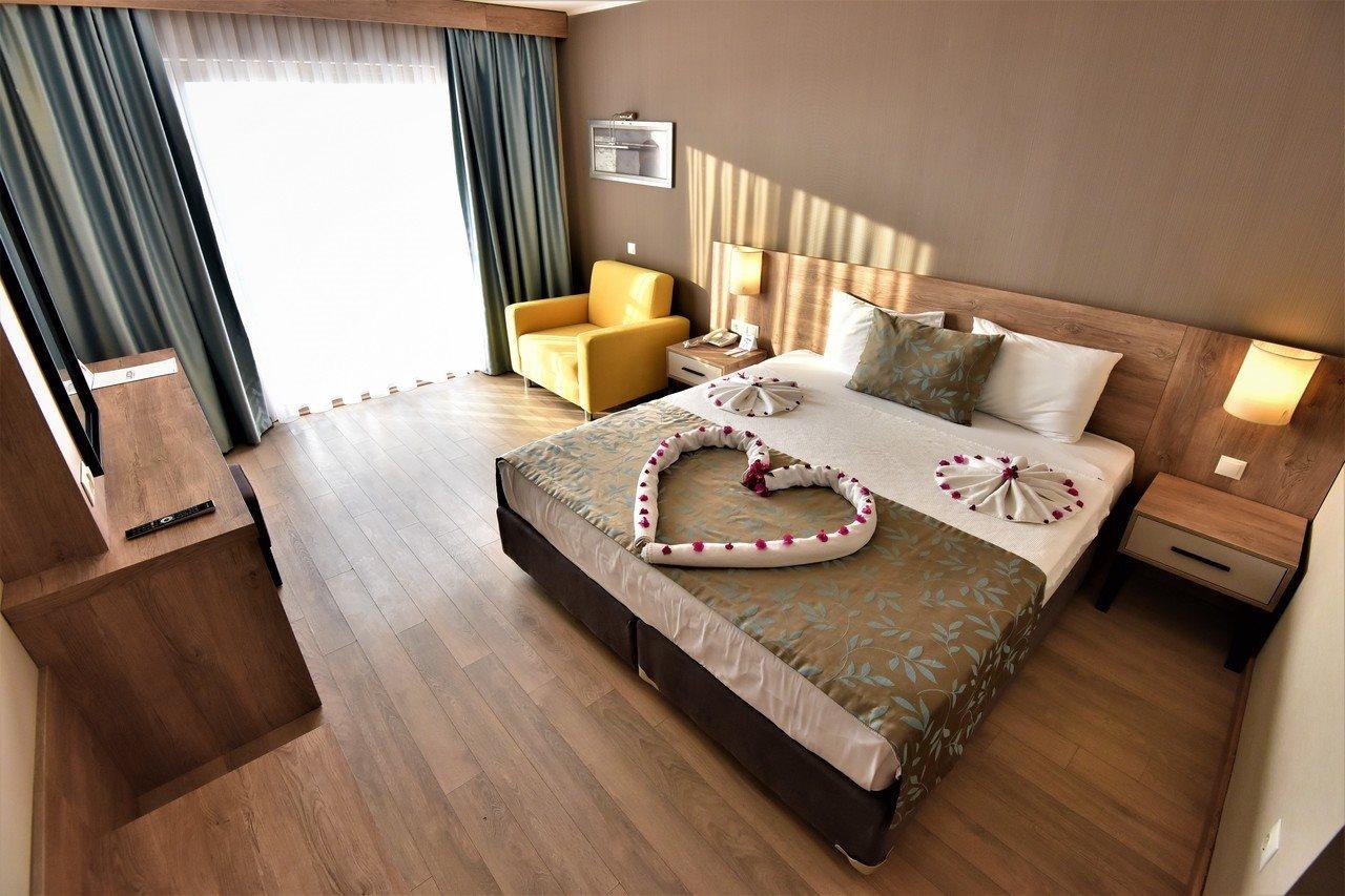 Lucida Beach Hotel Camyuva Ngoại thất bức ảnh